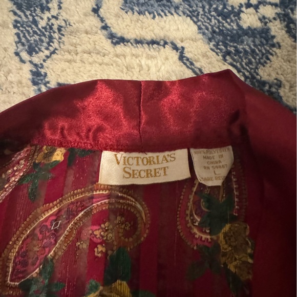 Vintage Victoria Secret Robe - Picture 2 of 5